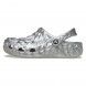 SANDALIAS CROCS CLASSIC METALLIC GEOMETRIC CLOG 210002-040